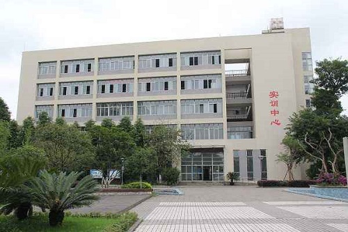 2021年貴州六盤(pán)水市西南計(jì)算機(jī)學(xué)校招生簡(jiǎn)章