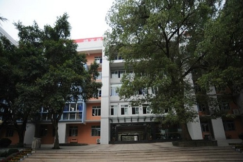 重慶九龍坡職業(yè)教育中心2021年錄取分數(shù)線