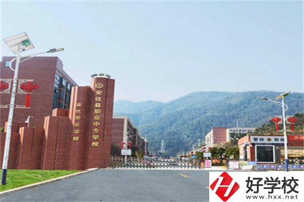 湖南有特色專業(yè)的中專有哪幾所？特色在哪里？