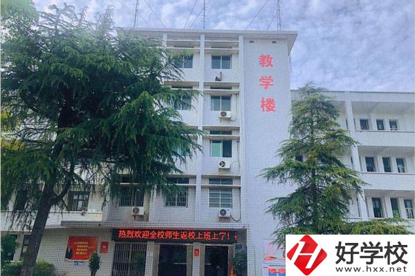 株洲鐵路中專學(xué)校在哪里？有什么專業(yè)？