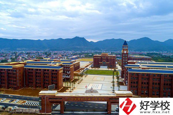 湖南春招可以報讀的中職有哪些？招哪些學(xué)生?