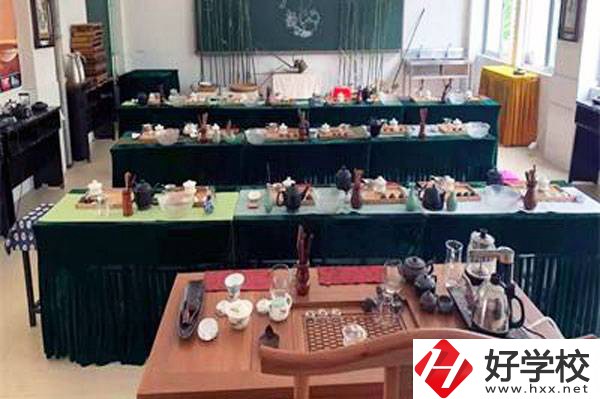 張家界有哪些公辦中職學(xué)校？有什么特色專業(yè)？