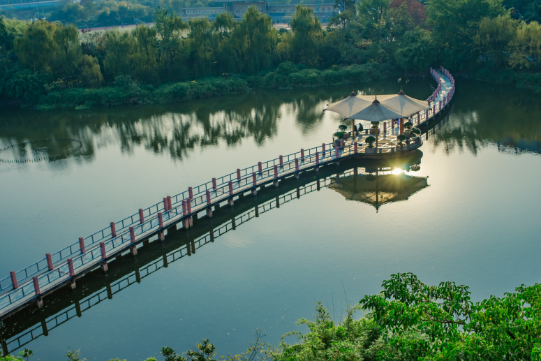 1637047117862020.png 四川城市技師學(xué)院2022年招生錄取分?jǐn)?shù)預(yù)測(cè)