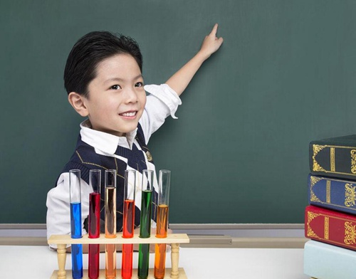 五月花技師學院幼兒教育 五月花技師學院幼兒教育