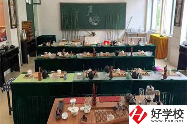 張家界的公辦中專學(xué)校有哪些？可以學(xué)什么專業(yè)？
