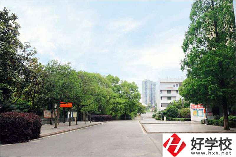 邵陽(yáng)工業(yè)學(xué)校有哪些專(zhuān)業(yè)？招生要求是什么？