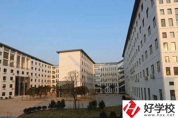 衡南縣有重點(diǎn)中職學(xué)校嗎？值得去讀嗎？