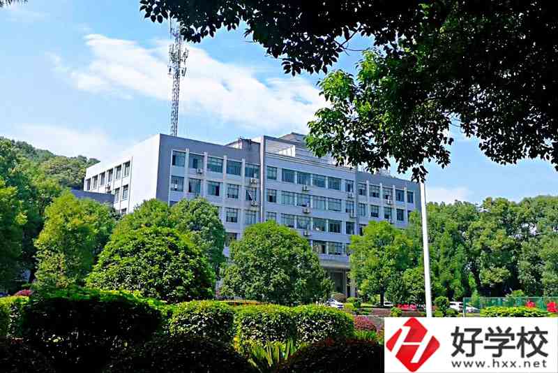 邵陽市機(jī)電職業(yè)技術(shù)學(xué)校怎么樣？適合就讀嗎？