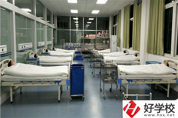 株洲哪些中職學(xué)校管理比較嚴(yán)格？校園環(huán)境怎么樣？