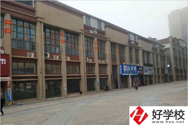 懷化成碩中專在哪里？學(xué)生就業(yè)質(zhì)量怎么樣？