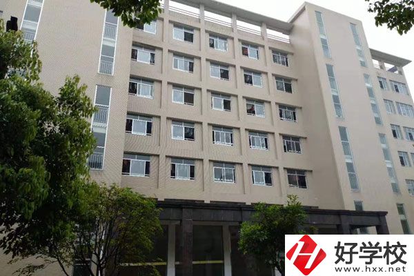安鄉(xiāng)縣職業(yè)中專師資力量如何？就業(yè)前景好嗎？