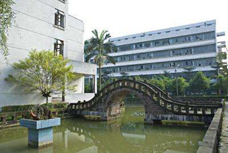 瀘州天星影視藝術(shù)學(xué)校