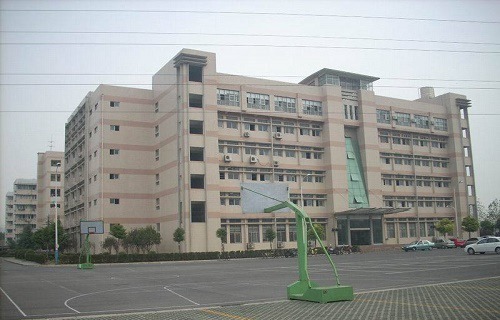 湖北省體育運(yùn)動(dòng)學(xué)校