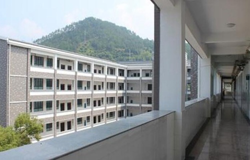 景寧職業(yè)高級中學