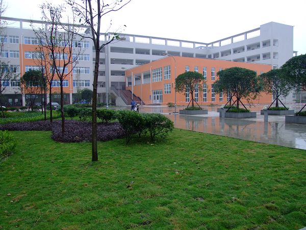成都市禮儀職業(yè)中學(xué)有哪些報名要求?
