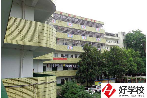 衡陽(yáng)烹飪中等職業(yè)學(xué)校怎么樣？廚師專業(yè)好不好？