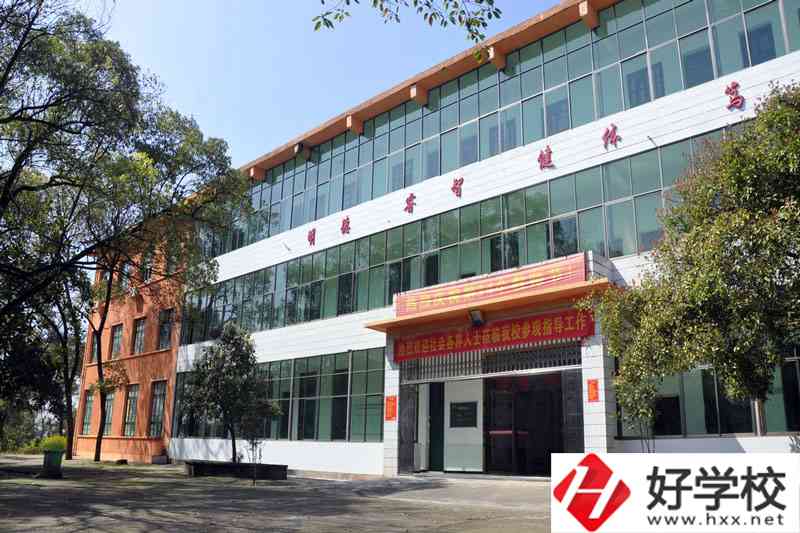衡陽蔡倫科技中等職業(yè)學校有哪些招生專業(yè)？如何收費？