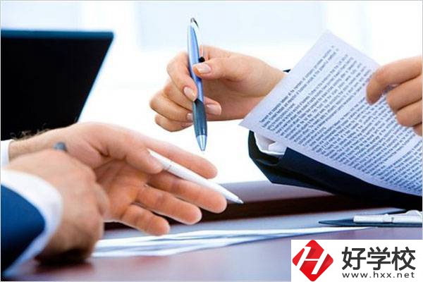 湖南初中畢業(yè)讀五年制大專學(xué)什么專業(yè)好？讀了有用嗎？