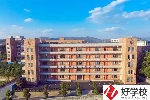 武岡市職業(yè)中專學(xué)校有哪些招生專業(yè)？