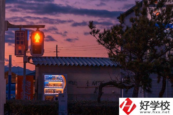 株洲市工業(yè)中等學(xué)校怎么樣？環(huán)境好嗎？