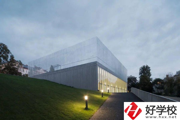益陽哪些公辦中專比較好？它們有哪些特色專業(yè)？