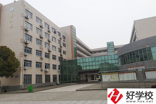 澧縣技工學校教學樓