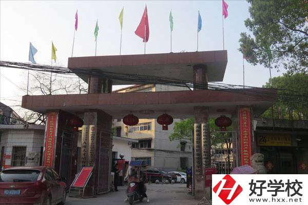 岳陽排名靠前的中專是哪幾所？有哪些辦學(xué)優(yōu)勢？