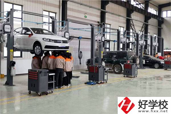 婁底市哪所技校比較好？有哪些專業(yè)？