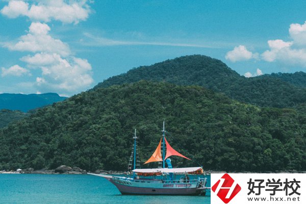 株洲南方航空高級技工學校怎么樣?有什么特色專業(yè)？