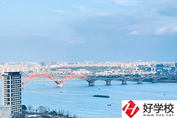 湖南建筑高級(jí)技工學(xué)校專業(yè)怎么樣？