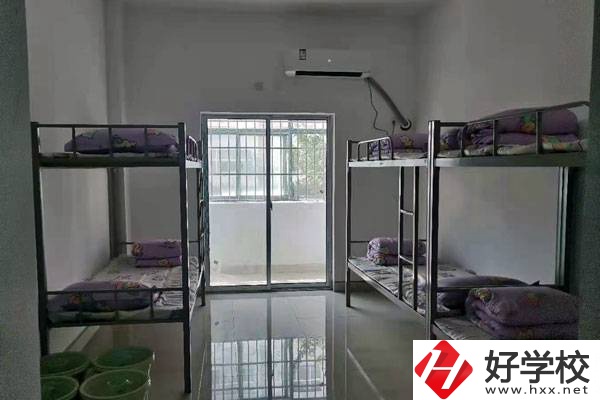 邵陽(yáng)二紡機(jī)技工學(xué)校屬于大專嗎？有哪些招生專業(yè)？