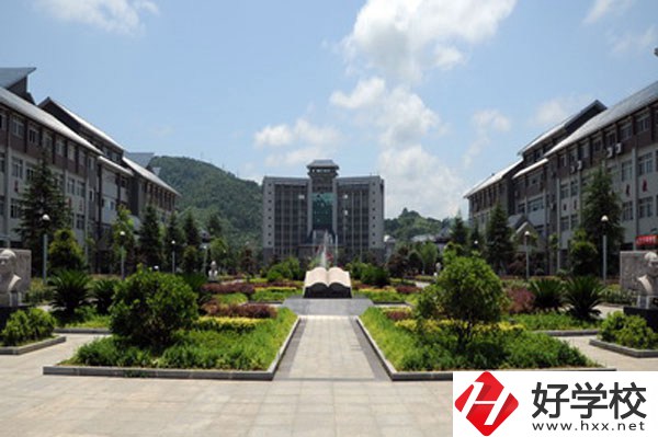 湘西州經(jīng)濟(jì)貿(mào)易學(xué)校辦學(xué)條件怎么樣？