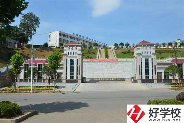 資興市職業(yè)技術(shù)學(xué)校值得報考嗎？有什么專業(yè)可以學(xué)？