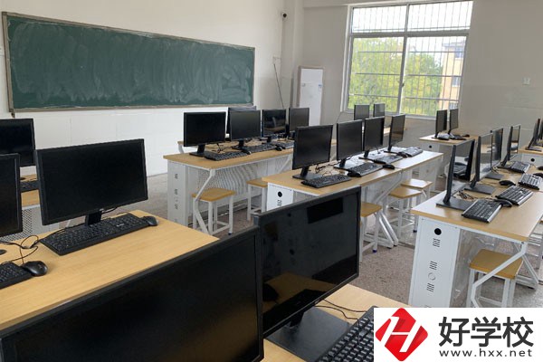 岳陽市君山區(qū)有哪些中專？可以學(xué)什么專業(yè)？