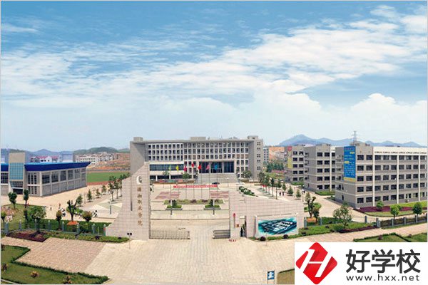 婁底有哪些民辦職高？哪所比較好？