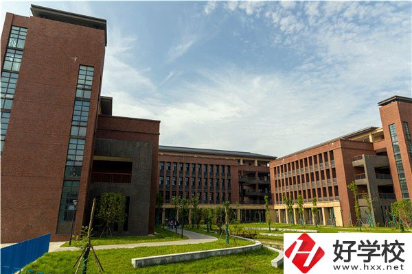 常德汽車(chē)機(jī)電學(xué)校就業(yè)好不好？師資力量怎么樣？