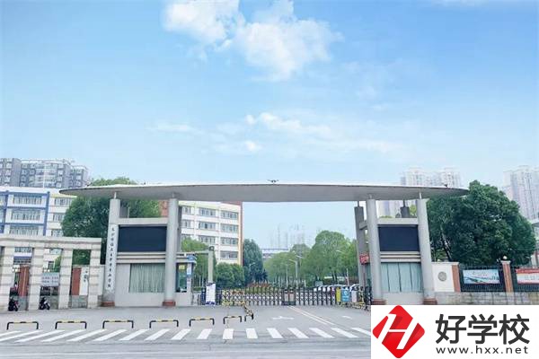 長(zhǎng)沙衛(wèi)校推薦，中職學(xué)校學(xué)醫(yī)衛(wèi)專(zhuān)業(yè)有用嗎？