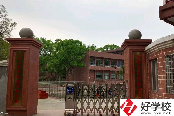 懷化市振華職業(yè)學(xué)校開設(shè)了哪些專業(yè)？實(shí)訓(xùn)條件怎么樣？