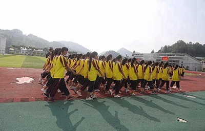 眉山華川中等職業(yè)學校2025年學費多少錢一年