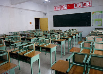 蓬溪應(yīng)用技術(shù)職業(yè)學(xué)校2025年學(xué)費(fèi)多少